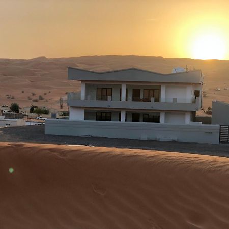 Home X4 Al Wāşil Exteriör bild
