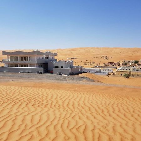 Home X4 Al Wāşil Exteriör bild