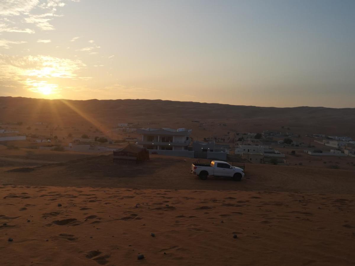 Home X4 Al Wāşil Exteriör bild